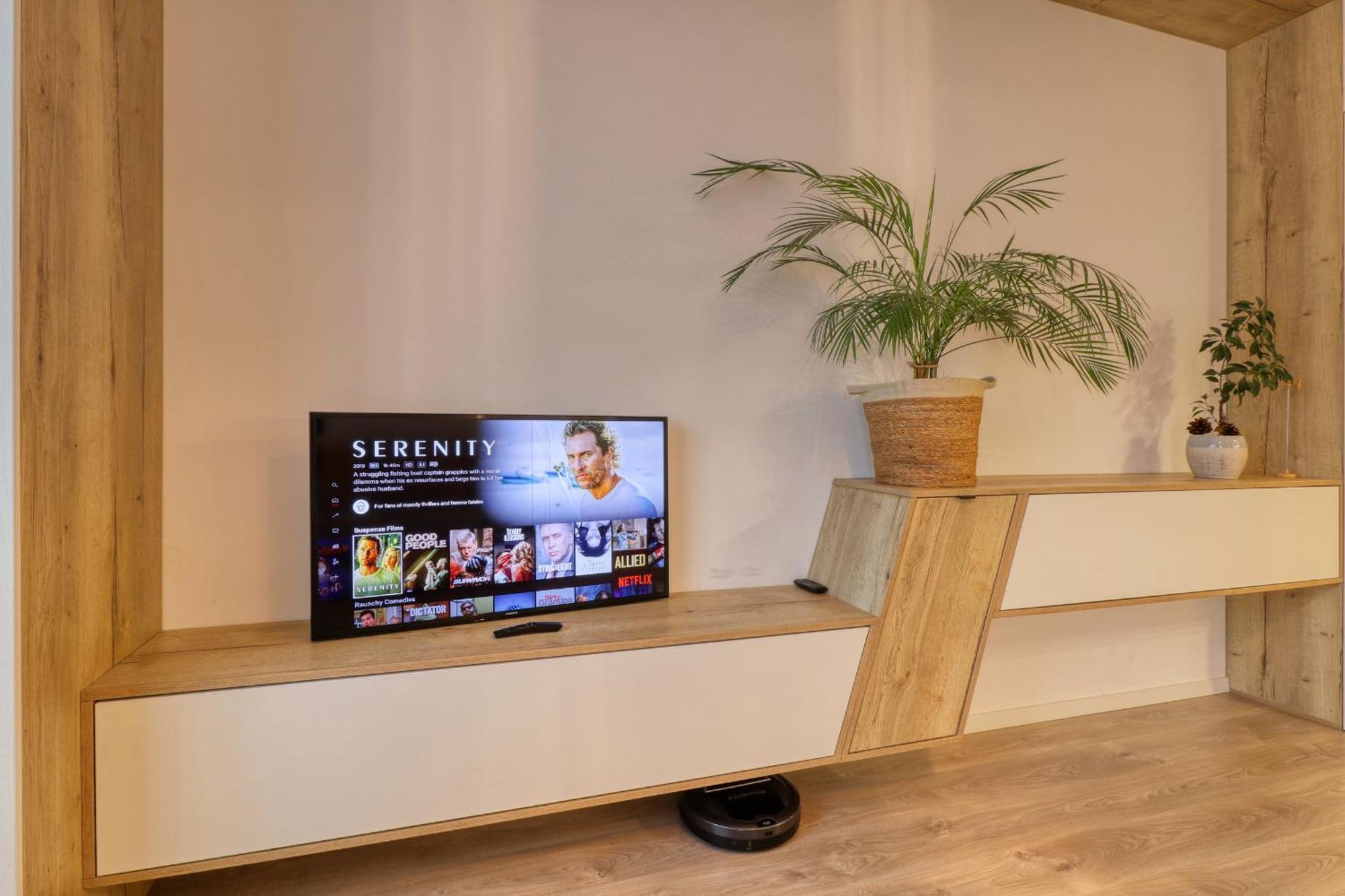 Inspiration Station - My Joyful, Cosy&Inviting Apt - Smart Thermostat - Private Parking - Ior Park - Long Term Price Cuts Βουκουρέστι Εξωτερικό φωτογραφία